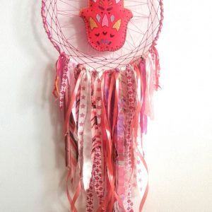 Khamsa ou main de Fatma en attrape rêve, oeuvre réalisée par Aurellll'art à La Réunion